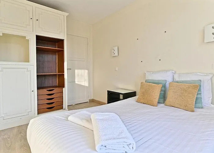 Appartement Avenue Du Maine - Iii *